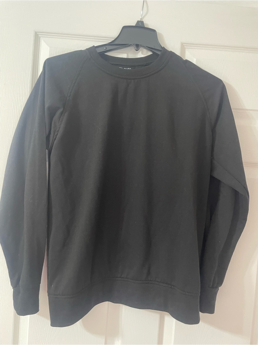 Colours by Alexander Julian Classic Black Crewneck Sweat shirt